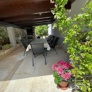 Varea Ližnjan